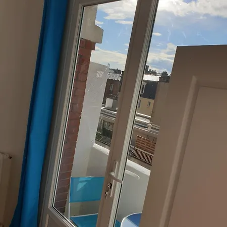 Lejlighed Proche Paris Avec Balcons Clichy